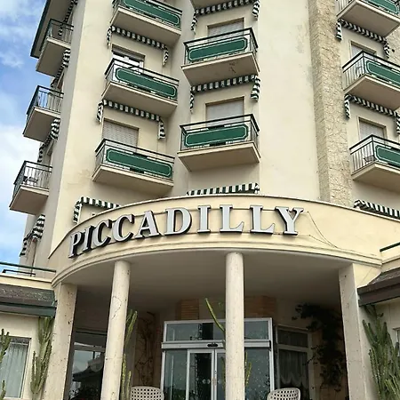 Piccadilly Penthouse With Jacuzzi 호텔 *