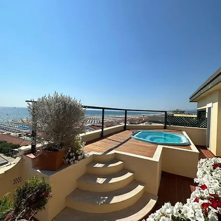 Piccadilly Penthouse With Jacuzzi Hotel *